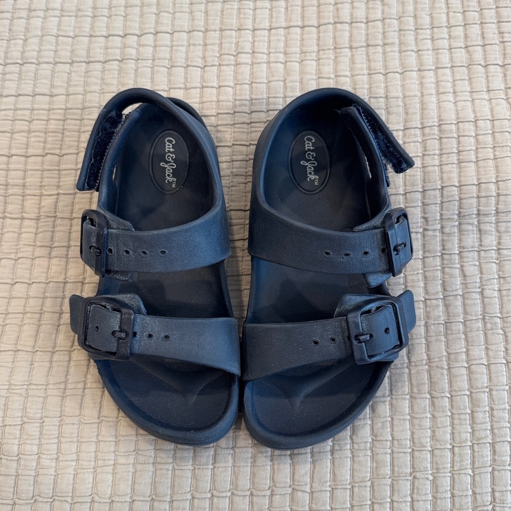 Cat & Jack Kids Navy Water Sandals - Size 10